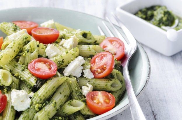 Nudelsalat mit Pesto