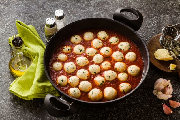 Ricottabällchen in Tomatensauce