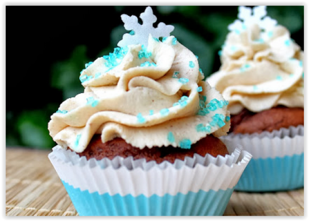 Lebkuchen-Cupcakes mit Pflaume