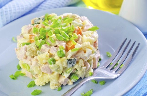 Russischer Salat: Salat Oliver