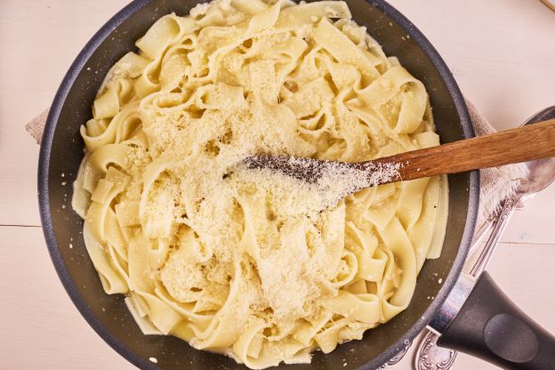 Pasta mit Parmesan und Olivenöl