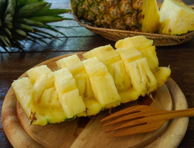 43. Ananas