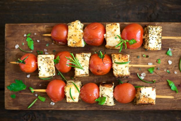 Tomaten-Mozzarella-Spieße