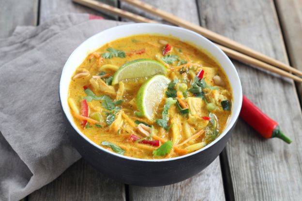 Curry Ramen mit Hähnchen