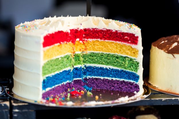 Regenbogenkuchen