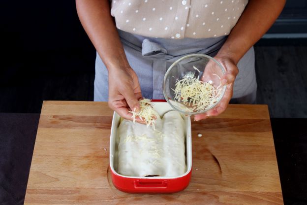 ZUBEREITUNG DER ENCHILADAS