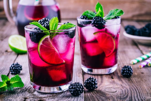 Brombeer-Limonade mit Limette und Minze