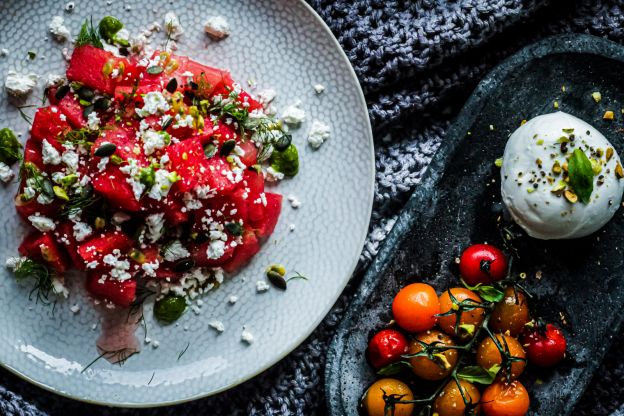 Salat aus Wassermelone und Burrata