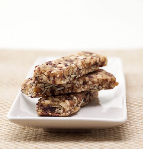 Chiariegel mit getrockneten Früchten und Chiasamen