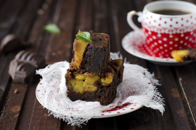 Brownie mit Zitronenausftrich