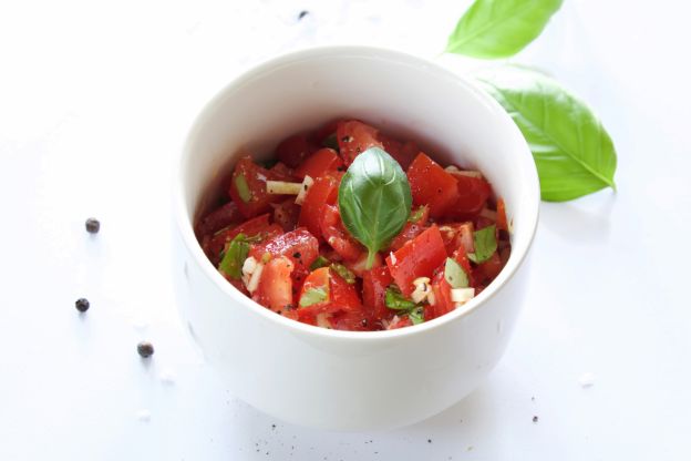 Einfacher Tomatensalat