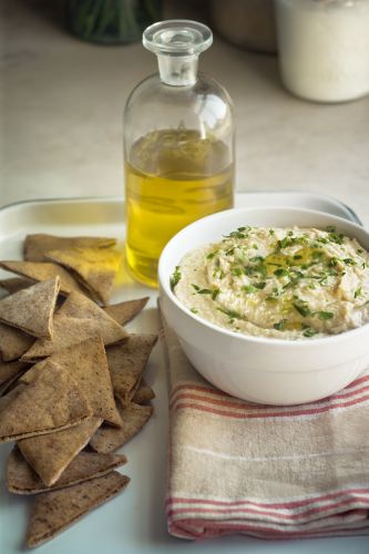 Hummus aus weißen Bohnen