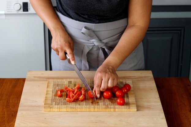 Tomaten schneiden