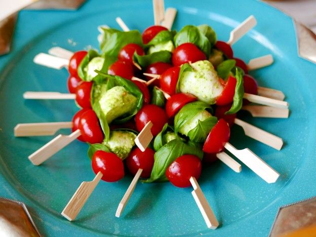 Tomaten-Mozzarella-Spieße