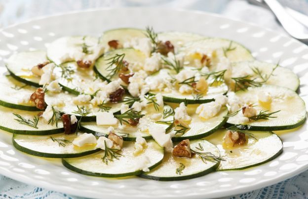 Zucchini mit Walnüssen