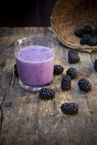 Kiwi-Brombeeren-Shake