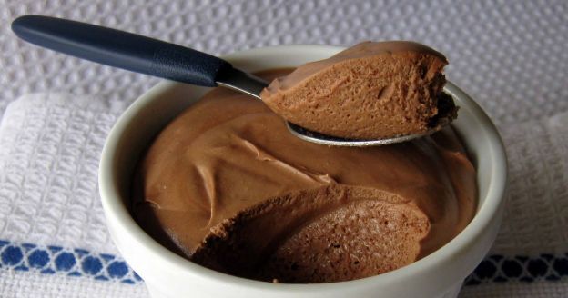 Einfache Mousse au Chocolat