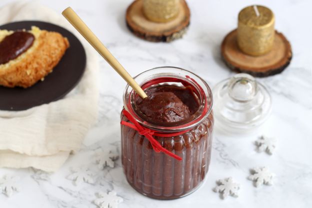 Selbstgemachte 2-Minuten Schokocreme