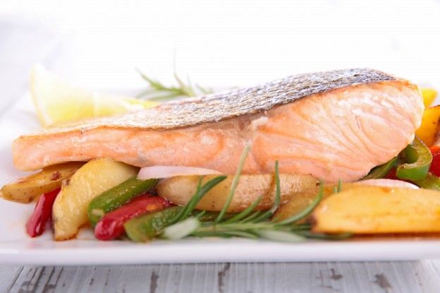 Lachs mit Gemüsebeilage