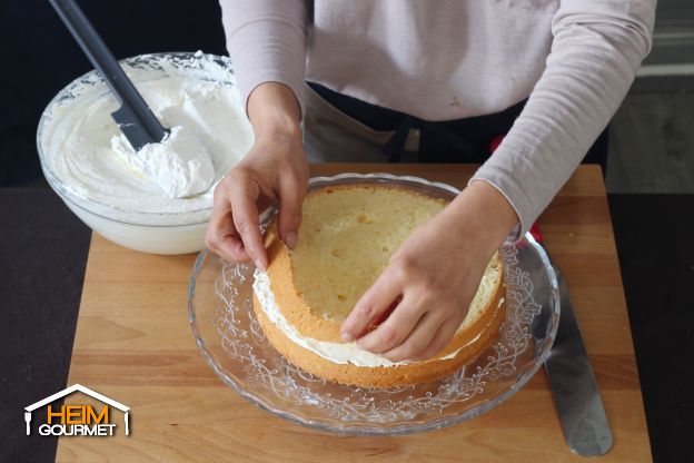 Die Torte zusammensetzen: