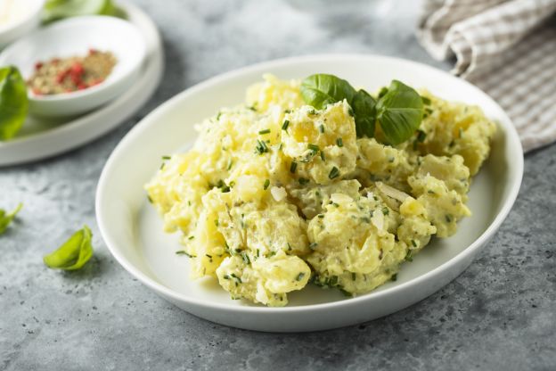 Platz 1 - Kartoffelsalat mit Würstchen