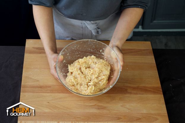 Für die Hähnchenbällchen: