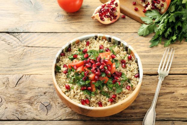 Quinoa-Salat mit Granatapfel