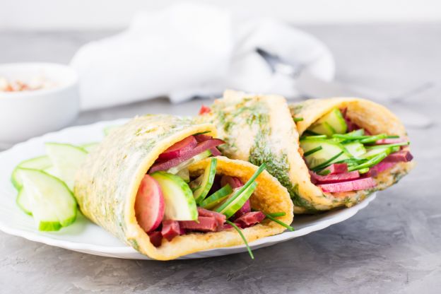 Eier-Wraps mit Pastrami