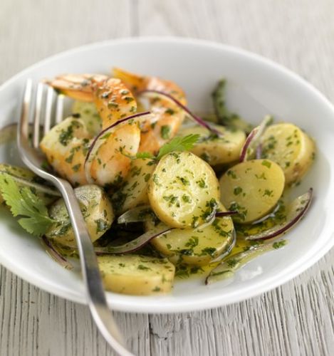 Kartoffelsalat mit Garnelen