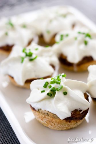 Mini-Champignons-Roquefort Törtchen