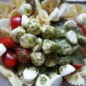 Pasta Caprese Salat - Schritt 3